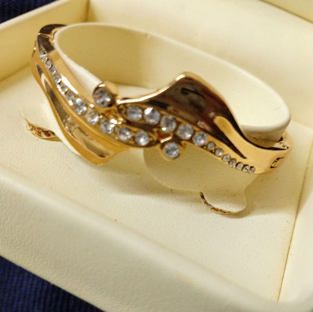 Gold Plated Diamond Cluster Bracelet